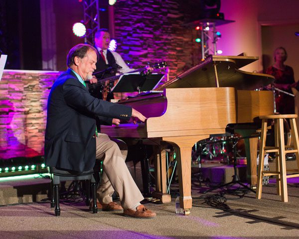 David Esleck Trio ft. Jordan Garrett
